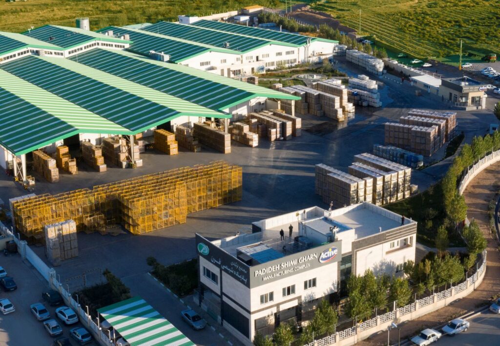 شرکت پدیده شیمی قرن در سال ۱۳۸۹ تاسیس شد و با هدف تولید محصولات شوینده و بهداشتی گام بزرگی را در عرصه تولیدات داخلی برداشت. مسیری که محصولات شوینده و بهداشتی با نام تجاری اکتیو را به یکی از پرفروش ترین و موفقترین برندهای موجود در بازار داخلی تبدیل کرد. این شرکت با استراتژی توسعه سهم بازار در کشورهای منطقه، برندسازی، نوآوری در تولید محصولات، ایجاد اعتماد و اعتبار در سطح جامعه و مشتری مداری، درصدد است به یک قطب تولیدی محصولات شوینده و بهداشتی در داخل و خارج از کشور تبدیل شود.